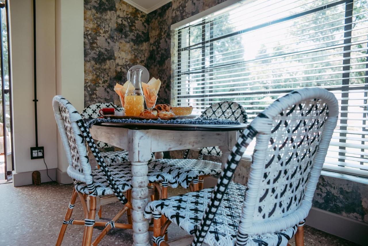 Timeless Bloemfontein Apartment Екстериор снимка